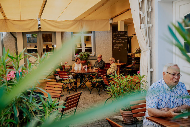Gaststätte ~ Gasthaus Goldene Ente